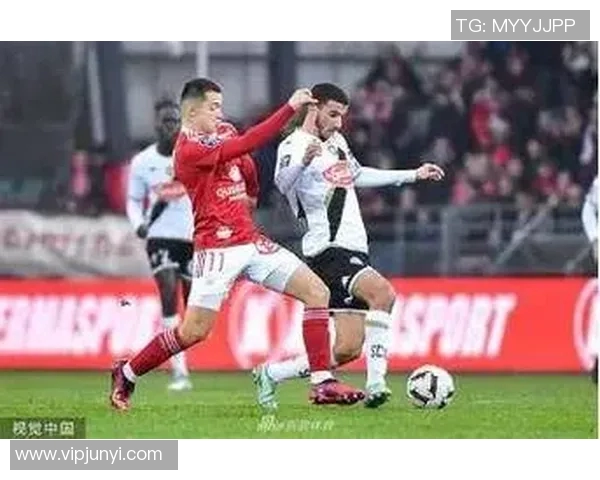 布雷斯特与朗斯激战正酣比分揭晓精彩瞬间回顾